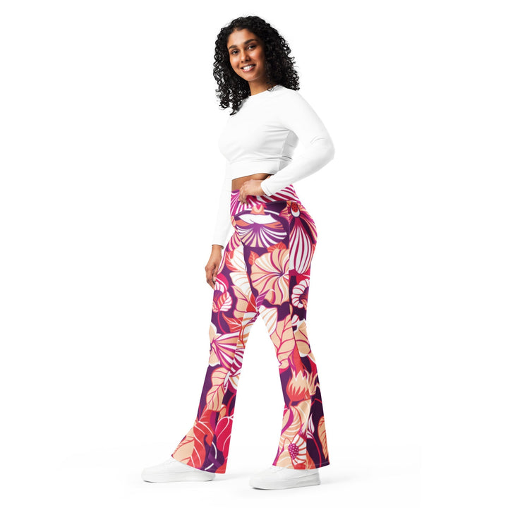 Detalix Bold Tropical Floral Print Flare Leggings